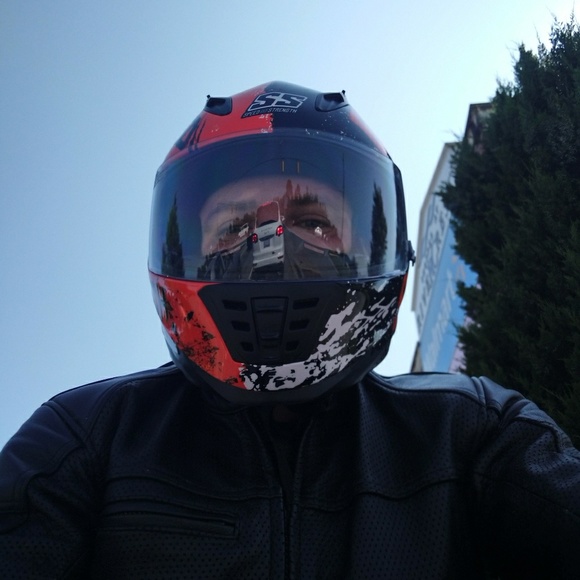 Meet your Posher, George - Picture 1 of 1